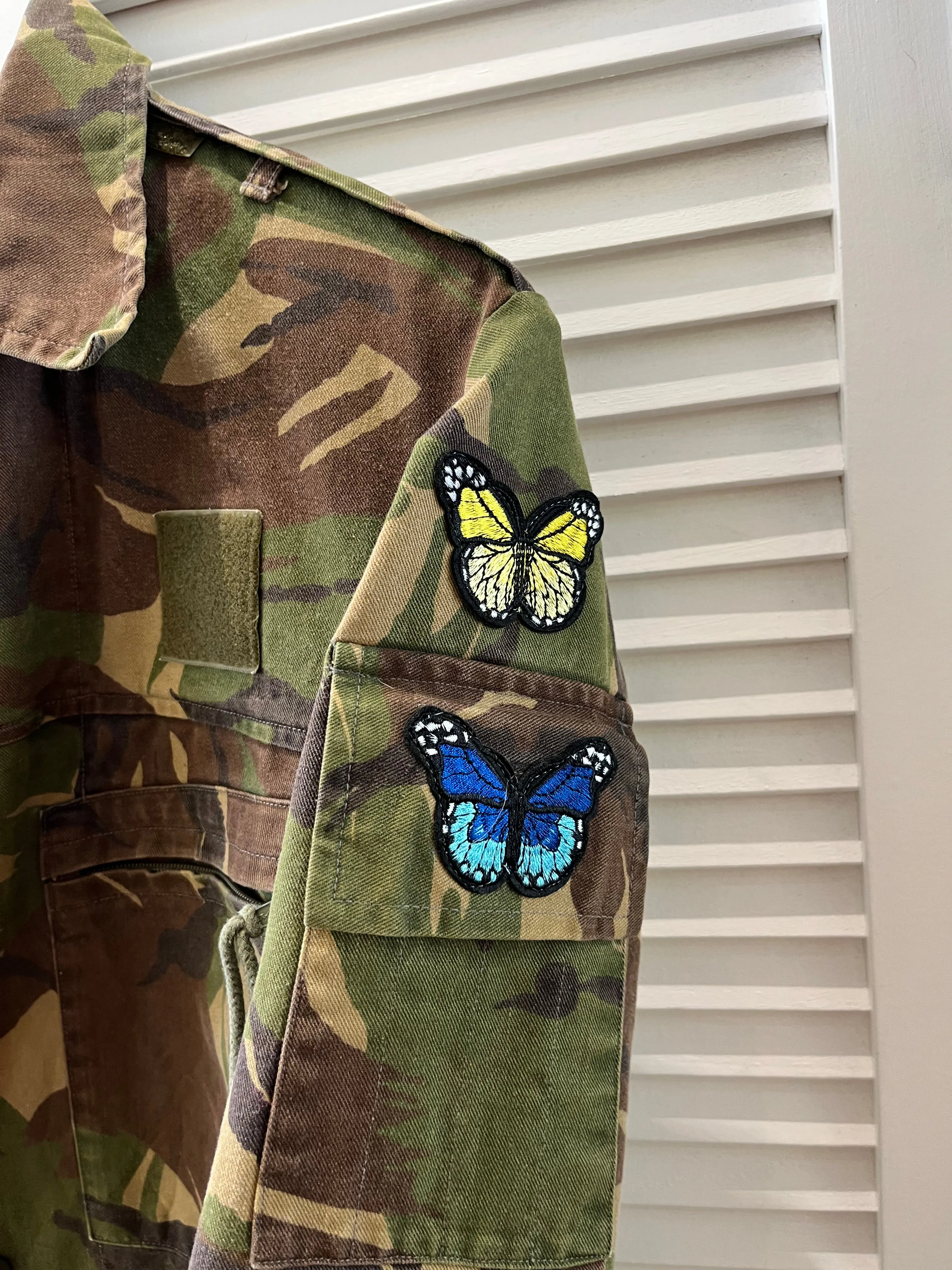 Camo sequin peace shirt jacket