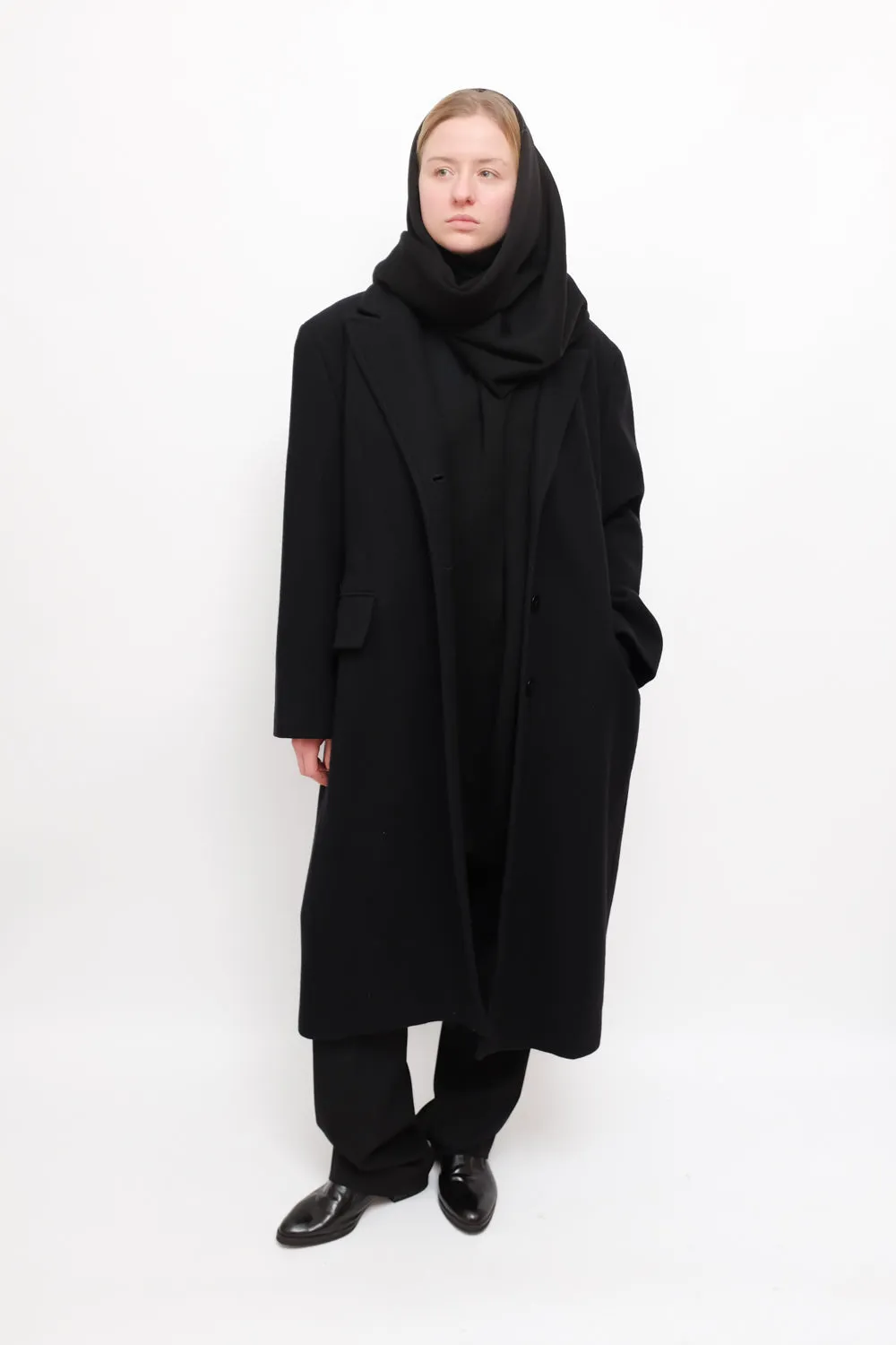 CLASSY BLACK WOOL COAT