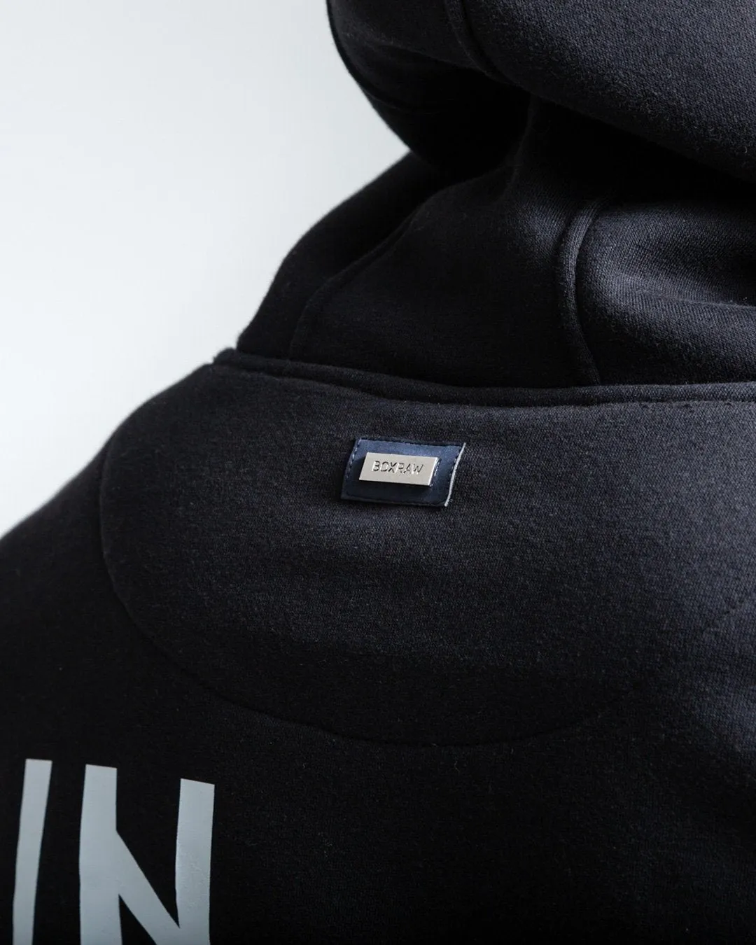 UNDISPUTED17 GRAPHIC HOODIE BLACK